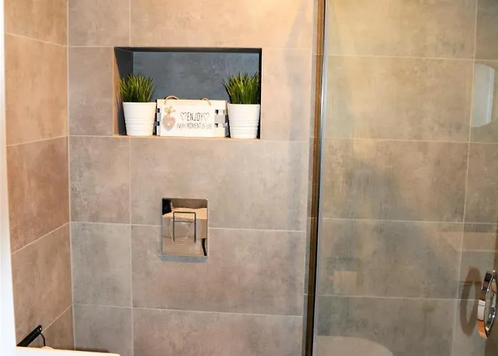 Blizej Chmur Dolny كارباش